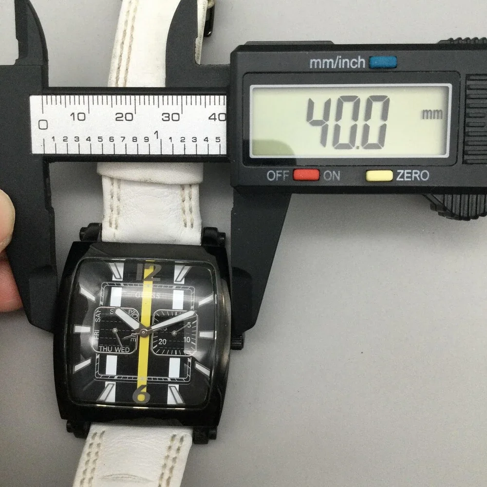 Guess Mens Watch 40mm Black Striped Square Dial Day Date 111542G1 New Battery